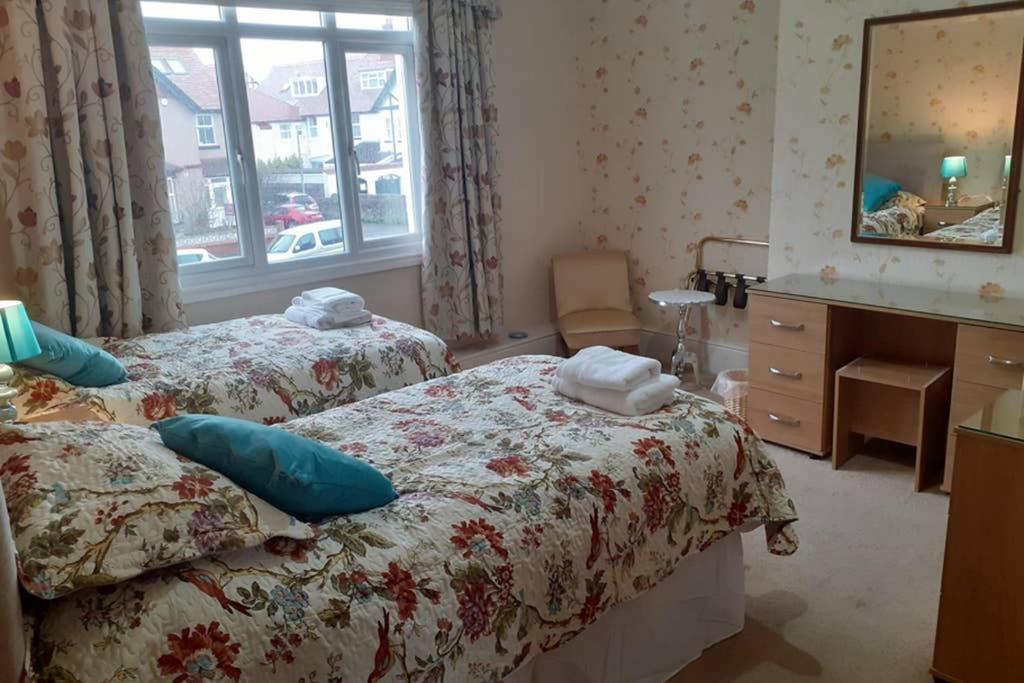 Stoneleigh In Llandudno Villa Dış mekan fotoğraf